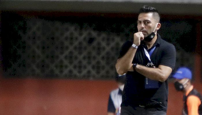 Tak Ada di Daftar Tim, Javier Roca Ikuti Jejak Robert Alberts?